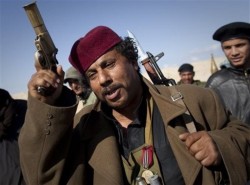 Ливийские повстанцы делят власть 