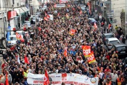 Во Франции проходит массовая забастовка профсоюзов