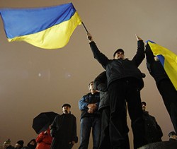 «Евромайдан» грозит заблокировать кабмин