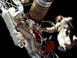 Роскосмос и НАСА продлили соглашение до 2013 года