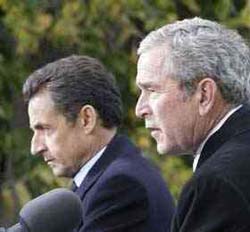 Буш отмахнулся от "двойной демократии"