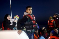 Греция депортировала первую группу мигрантов в Турцию