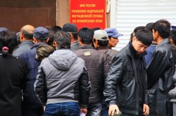 Таджикам разрешат не регистрироваться