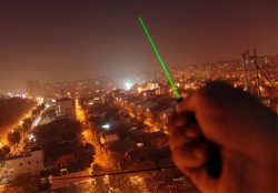 Кадыров запретил лазерные указки