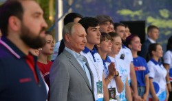 Путин посетил молодёжный образовательный форум «Машук»