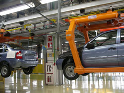 «АвтоВАЗ» сокращает больше 27 тысяч работников
