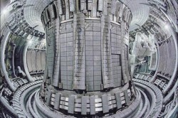 Япония запустит два реактора