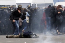 После интервью Олланда Париж охватили беспорядки
