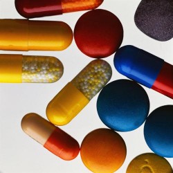 Украина хочет отказаться от российских лекарств