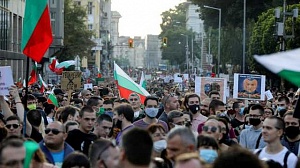 Массовая антиправительственная акция блокировала центр Софии