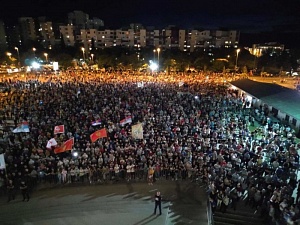 Верующие в Черногории вновь вышли на улицы в знак протеста