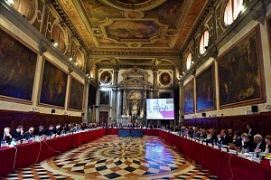 Венецианская комиссия оценила поправки к Конституции России