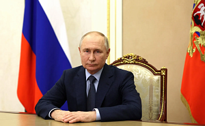 Путин указал на попытки расшатать обстановку в странах СНГ