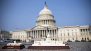 Комитет нижней палаты Конгресса США одобрил санкции против 35 россиян
