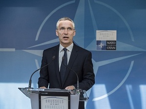 Столтенберг: НАТО не планирует размещать новые ядерные ракеты в Европе