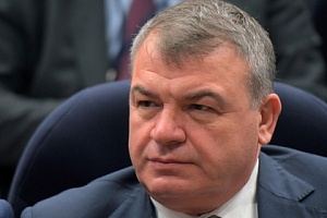 Сердюков возглавил совет директоров ОАК