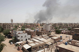 В Судане продолжаются бои между спецназом и армией