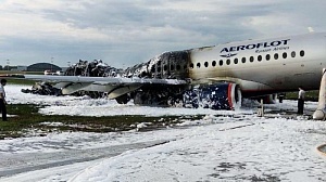 СК назвал версии крушения самолета в Шереметьево