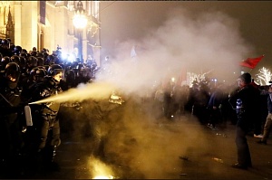 Протесты в Будапеште закончились столкновениями с полицией