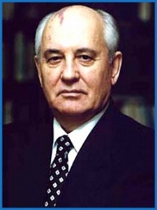 Буковский требует арестовать Горбачёва