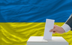 Украина: только смена декораций?