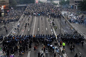 Пекин назвал имена организаторов протестов в Гонконге