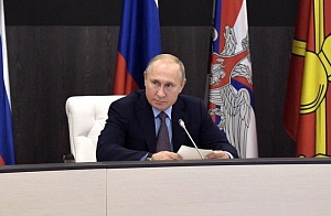 Путин призвал сократить цикл производства ракет в России