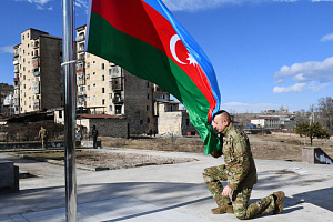 Пашинян и Алиев заочно обсудили условия передачи Карабаха