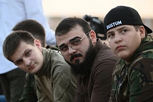 Троих сыновей Кадырова наградили высшим орденом парламента Чечни
