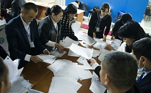 Пять партий в Киргизии отказались признать результаты выборов
