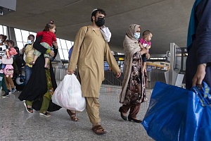 Три самолета Минобороны РФ с гуманитарной помощью прибыли в Кабул