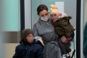 В Россию из сирийских лагерей беженцев прилетели 19 детей 