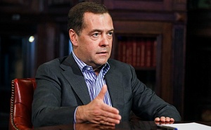 Медведев назвал три шока для российской экономики 
