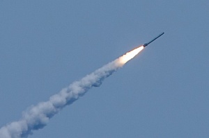 Россия готовится к запуску 16 крылатых и баллистических ракет