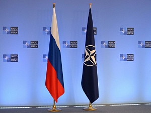 Россия – НАТО: кто кого?