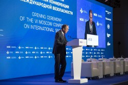 Сергей Лавров: «Войны начинают не военные, а политики» Сергей Лавров: «Войны начинают не военные, а политики»