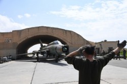 Сирия переместила свои самолеты ближе к российской базе