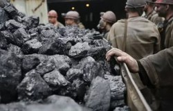 Киев приказал конфисковать уголь из Донбасса Киев приказал конфисковать уголь из Донбасса