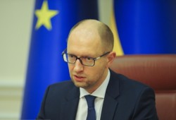 Яценюк вызвал Москву на «серьёзные переговоры»