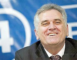 Николич готовится к встрече с депутатами Николич готовится к встрече с депутатами
