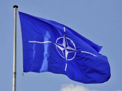 Россия готова понизить уровень контактов с НАТО