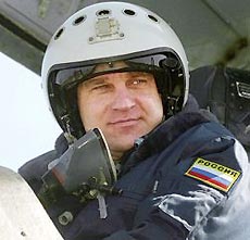 Губернатор Приморья сбежал в инвалидной коляске Губернатор Приморья сбежал в инвалидной коляске