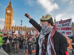 В Лондоне бастуют тысячи студентов