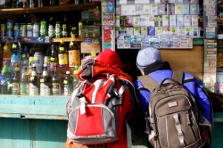 Стихийно убранные палатки вернут на место Стихийно убранные палатки вернут на место
