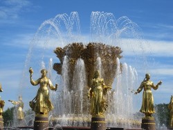 Тучи над Москвой рассеялись Тучи над Москвой рассеялись