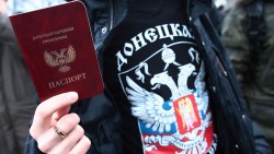 Путин подписал указ о признании донбасских паспортов Путин подписал указ о признании донбасских паспортов