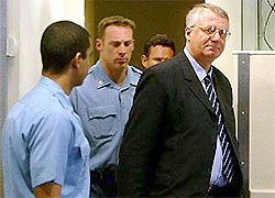 Воислав Шешель: «Моя казнь поставила бы последнюю печать...» Воислав Шешель: «Моя казнь поставила бы последнюю печать...»