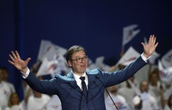 Вучич объявил о победе на выборах президента Сербии Вучич объявил о победе на выборах президента Сербии