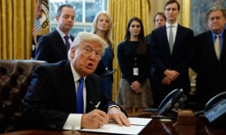 Трамп: смена курса или смена уклада? Трамп: смена курса или смена уклада?