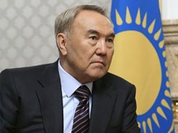 Назарбаев не хочет править вечно Назарбаев не хочет править вечно